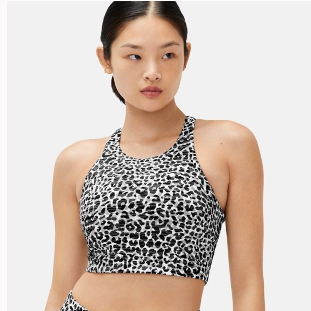 Outdoor Voices// Move Free Crop Top